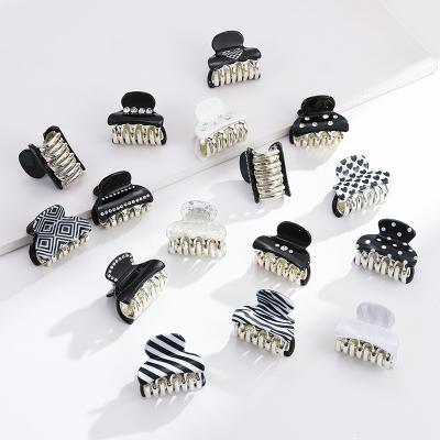 China Original Design Hair Accessories Original Design Check Claw Clip Hair Claw Set Acrylic Black And White Women Hair Accessories for sale