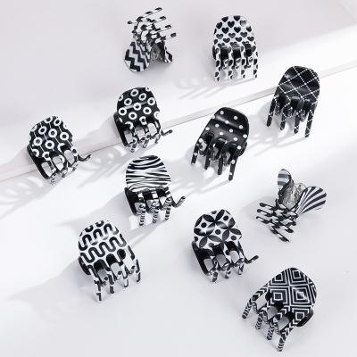 China Black and White 4cm Acrylic Crab Claw Hair Clips Zebra Stripe Design Mini Hair Accessories Women Original Hair Accessories for sale