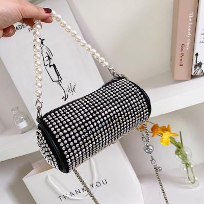 China 2022 New Fashion Ladies Diamond Rhinestone Wallets Handbags Durable Handbags Women Barrel Handbags for sale