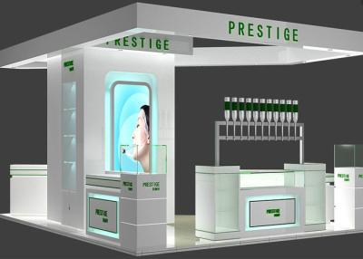 China Gabinete de exhibición cosmético de madera con la iluminación del LED, estantes de exhibición del maquillaje en venta