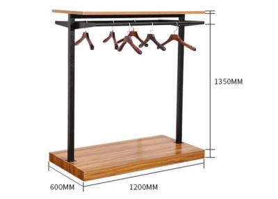 China MDF de Houten Tribunes van de het Kledingstukvertoning van de Bevloeringstribune voor Kleinhandelswinkel 120x60x132cm Te koop