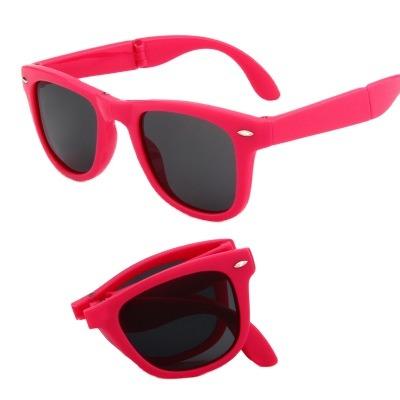 China Fashion sunglasses 2021 custom women folding cheap promotional logo sunglass foldable sunglasses for sale