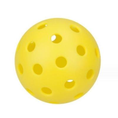 China Outdoor Yellow 40 Hole Pickleball Balls Outdoor 74mm PE Material USAPA Approved for sale