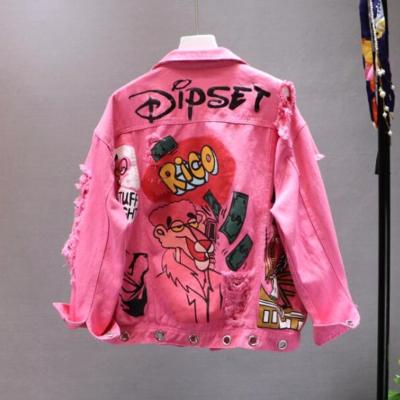 China Spring And Autumn New Heavy Industry Ripped Streetwear Denim Jacket Personality Alphabet Graffiti Print Chain Washed Denim Coat for sale