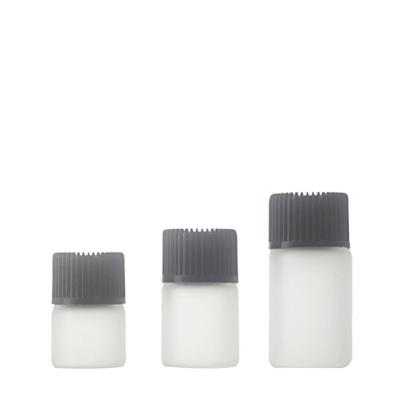 China Mini Cosmetic 1ml 2ml 3ml Frosted White/Amber Vial With Inner Plug And Glass Sample Glass Essential Oil Bottle Sample Screw Cap for sale