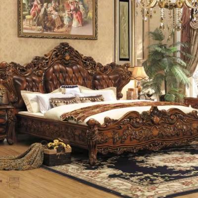 China European Royal Style Furniture Antique Golden Hotel Bedroom Sets Luxurious Large Tufted Bed for sale