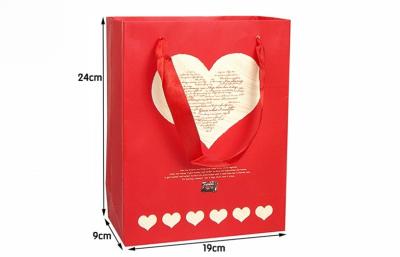 China Wedding Gift Bags Foldable Paper Bags Offset Customized Recyclable for sale