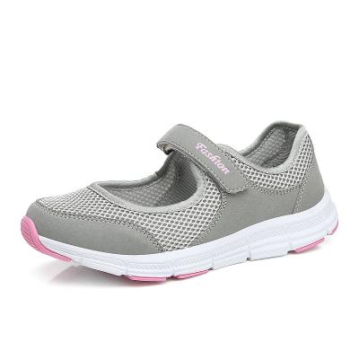 China Factory Mesh Jinjiang Fashion Trend Plus Size Tennis Shoes Women Mother Shoes Women Upper Mum Shoes for sale