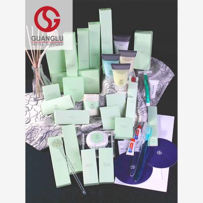 China Airbnb Sheraton Hotel New Design Personalized Home Hotel Spa Line Airbnb Sheraton Hotel Amenities Set Five Star Moving Cardboard Box for sale