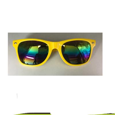 China Promotional Rainbow Glass Rainbow Glasses Sunglasses Mirrored Sun Glasses Sports Sunglasses for sale