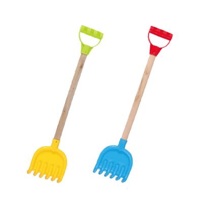 China Entertainment Toys Children Garden Game Wooden Sand Shovels Toys Set Beach Toys Spade For Kids for sale