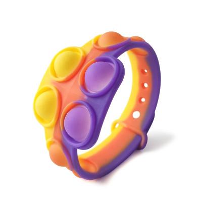 China Hot Selling Amazon Desktop Stabilizing Annealing Bubble Pushing Psilicone Sensory Running Silicone Jumping Person Bracelet THX-4571 for sale