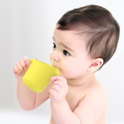 China BPA Free Handle Water Bottle Training Infant Kids Silicone Eco-Friendly Healthy Baby Holder Sippy Cup for sale