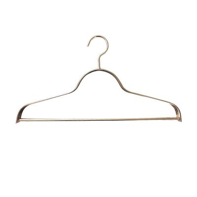 China New classic/postmodern factory direct dress drying rack gold metal hangers clothes rack bedroom outdoor drying rack for sale