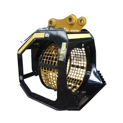 China Selection of Stone Excavator Attachments Multifunctional Hydraulic Rotary Sifting Bucket Crusher for sale