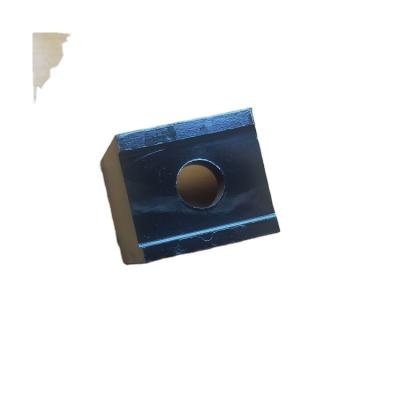 China Construction worksÂ   Wear-Resisting Machine Low Price Mill Hammer Crusher Head for sale