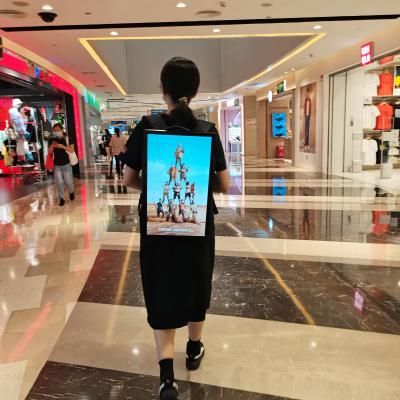 China Anywhere Portable LED Digital Signage LCD Advertising Display Backpack Billboard With 21.5 Inch HUD Display for sale