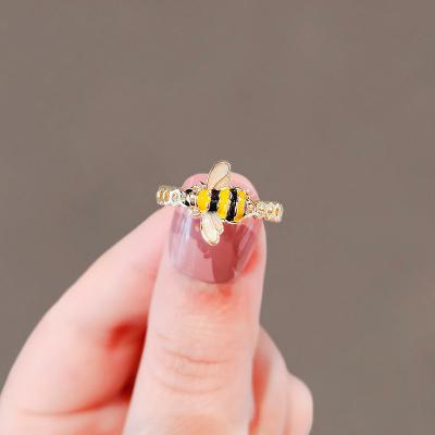 China Bee Ring Index Finger Ring Ring of 2022 new fashion trend honeycomb small for sale