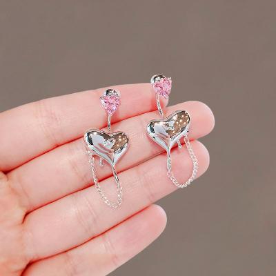 China Hip Hop Hollow Chic Huge Heartbreak Fringe New Fashion Love Fashion Fringe Dangle Earrings for sale