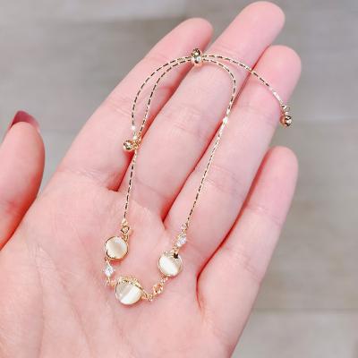 China Latest FASHION Ladies Fashion Bracelets Gold Plated Jewelry Opal Shell Universal Natural Bracelet for sale