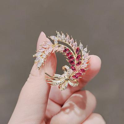 China News Brooch Jewelry Wheat Durable Super Snap Brooches Women Elegant Gold Brooch for sale