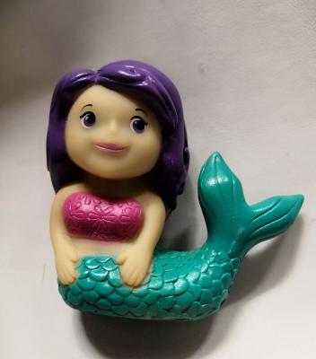 China Cute Swimming Mermaid Toy / Disney Mermaid Squirts Floating Bath Toys for sale