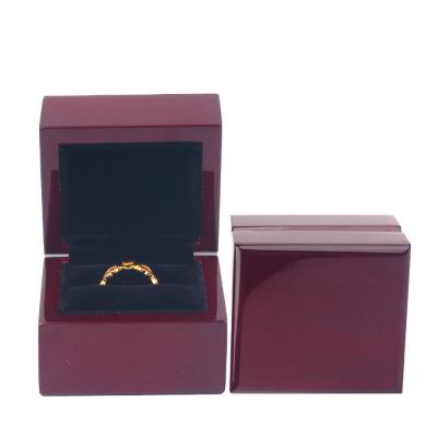 China High-end Dark Red Glossy MDF Wedding Jewelry Ring Packing Wooden Box Packaging In Stock for sale