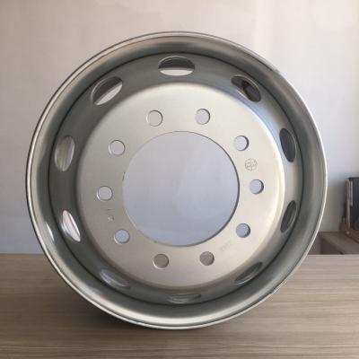 中国 Truck Vacuum Steel Rims 8.25*22.5 With 11R22.5 Tires Load Car Truck With Wheels Trailer Steel Rims 販売のため