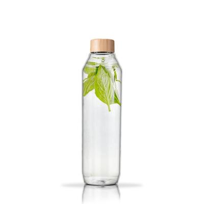 China New 800ml Viable Leak Proof Borosilicate Free Large Berisware Glass Water Bottle With Silicone Sleeve And Logo for sale