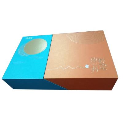 China Recyclable Custom Cardboard Printed Luxury Moon Cake Storage Boxes Gift Wrapping Boxes With Carry Paper Bag for sale