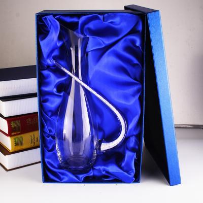 China Factory Supplier Newest Fashionable Style Viable Whiskey Decanter and Glass Set for sale