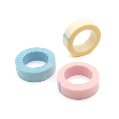 China New Breathable Lint Free Medical Pink Sky Blue Yellow Nonwoven Wrap Tape Under Eye Paper Pads Tape Eye Pads for sale