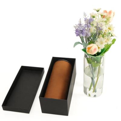 China 2021 High Quality Hot Selling Home Decor Genuine Leather Vase Custom Made Leather Vase Home Decor Leather Vase For Flowers for sale