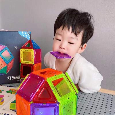 China Plastic DIY Building Brick Toys Educational Magnetic Tiles Blocks Building Block Magnetic 3d Puzzle for sale