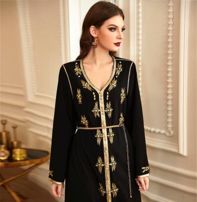 China Breathable Long Sleeve Women's Ethnic Style Muslim Dresses Embroidered V-Neck Abaya Maxi Dress For Women With Belt for sale