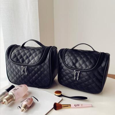 China Top Quality Lady PU Embroidery Rhomboid Bag&Case Cosmetic Organizer Black Makeup Washing Bag&Case for sale