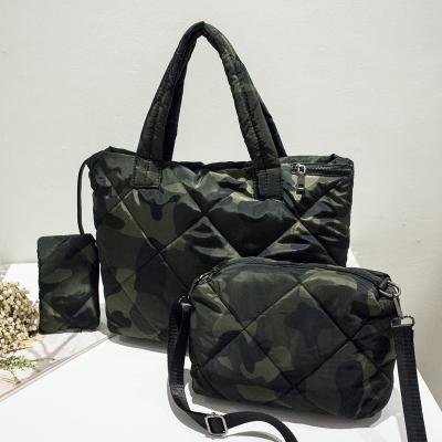 China Hip Hop Camouflage Stitched Large Tote Bags Women Fashion Designer Purses and Handbags for sale