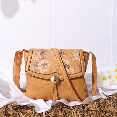 China Vintage Bohemian Flowers Print Messenger Hand Bags Women Crumpled Handbags Kraft Paper Cross - Body Bags for sale