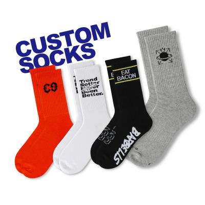 China OEM Bamboo Made Breathable Cotton Design Custom Logo Black White Men Sports Socks Elite Crew Socks Basketball Socks for sale