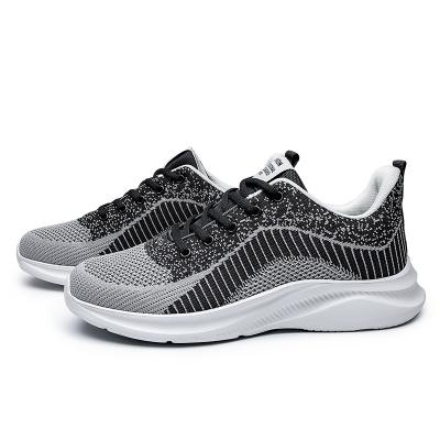 China Fashion Trend Breathable Fly Knitting Mesh Casual Sport Shoes Men Custom Made Running Shoes for sale