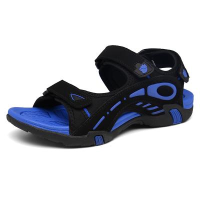 China New Fashion Trend Wholesale Lightweight Summer Outdoor Beach Soles Sandals Men's Flat Sandals for sale