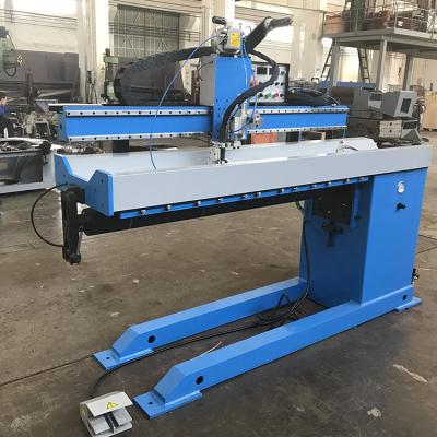 China Longitudinal Seam Welding Machine Seam Welding Machine For Welding Tank Cylinder Straight Seam for sale