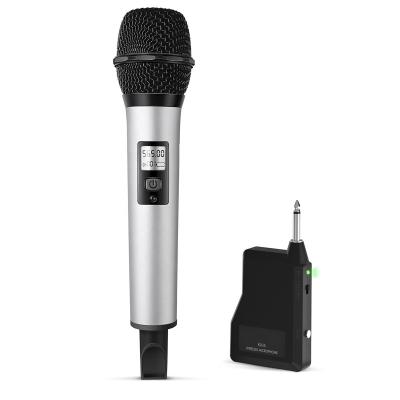 China OEM Handheld High Sensitivity Microphone Karaoke Dynamic Handheld Vocal Cable Microphone For Public Speech K035 for sale