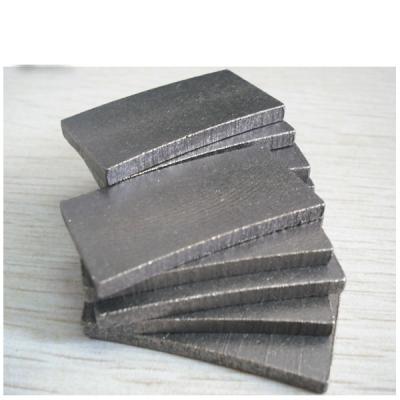 China Diamond Cutting Sandstone Segment With 30% Cobalt Powder And Harder Metal Bond Diamond Segment 800mm zu verkaufen