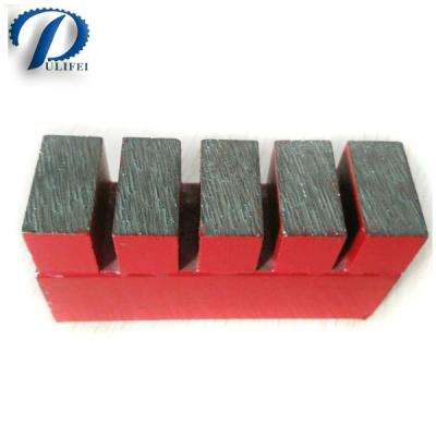 中国 4 Bar Segment Diamond Metal Grinding Block for Concrete Floor Stone Floor Wet Dry Coarse Grinding 販売のため