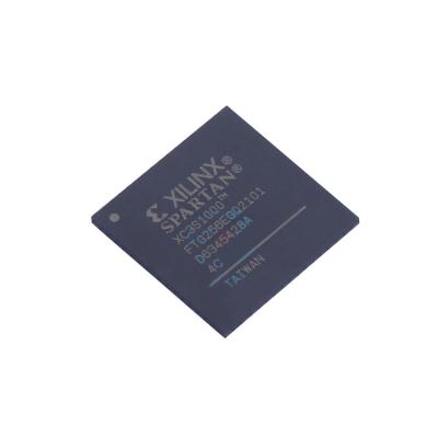 China Arsenal de puerta programable del nuevo y original de XC3S1000-4FTG256C IC del circuito integrado campo de FPGA en venta