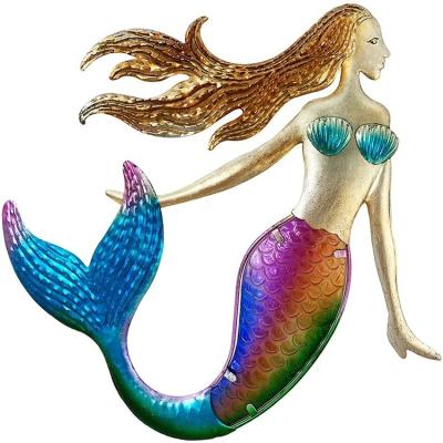 China Durable Wall Decor Mermaid Metal Sea Wall Hanging Art Beach Theme Decorations Coastal Iron Glass Sculpture For Indoor Outdoor Bathroom for sale