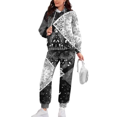 China Custom Women's Plus Size Two-Piece Tracksuit High Quality On Demand Women's Bandana Paisley Print Anti-Pilling Print Tracksuit By Style for sale