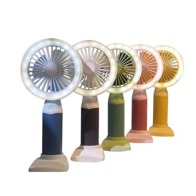 China Long Time Powered Design Manual Control 3 Popular Wind Speed ​​Lighting Table Top Standing Mini Fans for sale