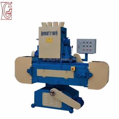 China Supply of opearting the sole automatic shoe roughening machine by chen uni for sale